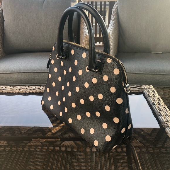 Kate Spade ♠️ handbag w/ wallet. - Picture 2 of 5